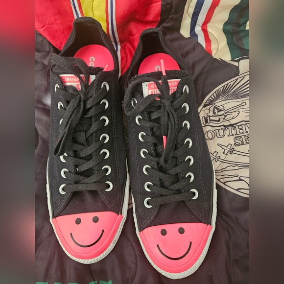 Converse chuck Taylor smiley face - Picture 2 of 4